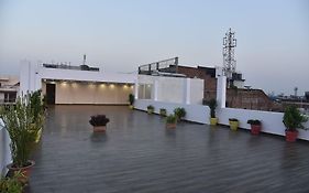 Hotel Nexus L Hotels In Charbagh Lucknow